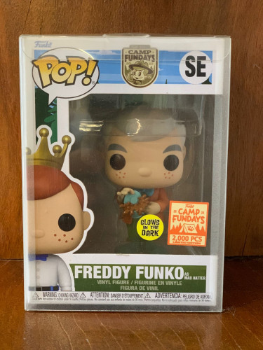 Funko Pop Freddy Funko as Mad Hatter – Camp Fundays 2023 SE GITD Alice In Wonderland #1 - Produto Original