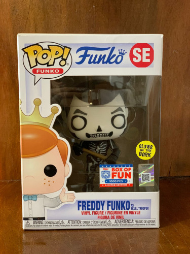 Funko Pop Freddy Funko as Skull Trooper Fortnite Box of Fun 1000 pcs Fortnite #1 - Produto Original