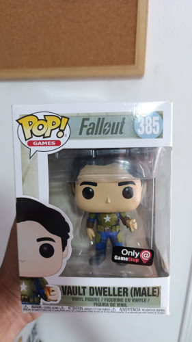Funko Pop Games 385 - Vault Dweller ( Male )-Fallout-385