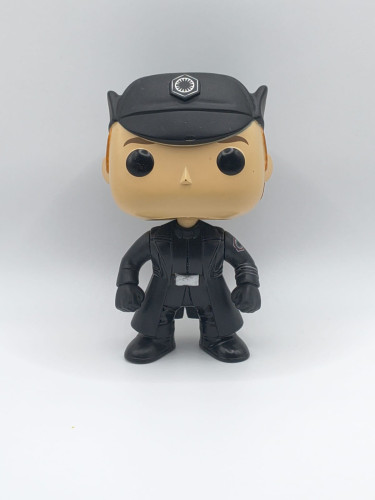 Funko Pop General Hux (detalhes na pintura, sem base e sem caixa) Star Wars #109 - Produto Original