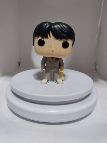 Funko Pop Ghostbuster Mike (sem caixa) - Stranger Things - #546