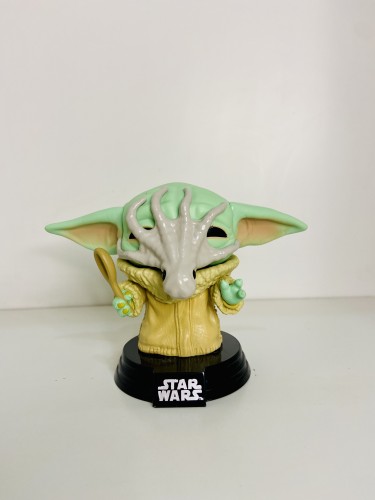Funko Pop Grogu With Chowder Squid (soup Creature) - Star Wars The Mandalorian - #469