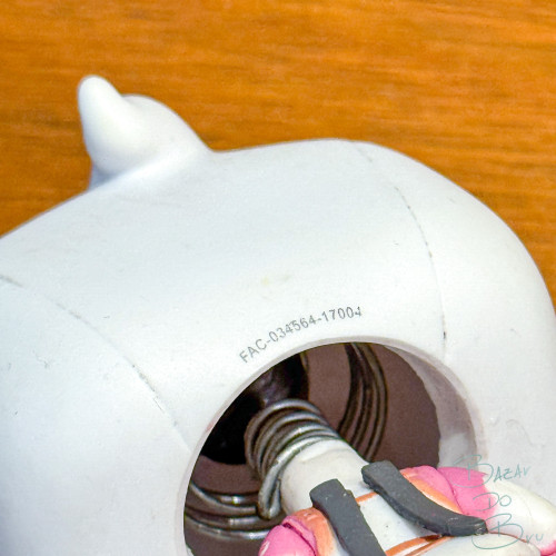 Funko Pop Gwenpool Holding Phone - Marvel #164 - Marvel - #164