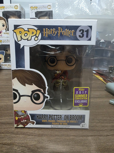 Funko Pop Harry Potter SDCC Exclusive - #31-Harry Potter-31