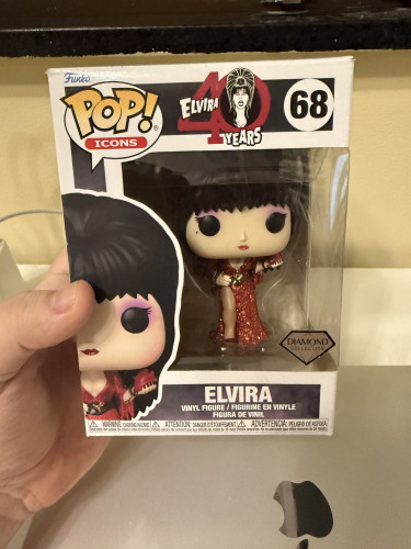 Funko Pop Icons: Elvira 40 Years - Elvira 68 (Diamond ) - Icons - #68