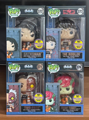 Funko Pop Lote Batman Nft Digital Catwoman Two Face Ridler Poison Ivy Digital Batman #371 - Produto Original
