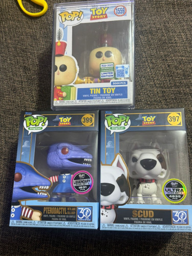 Funko Pop Lote Toy Story Nft Digital Pterodactyl Scud Tin Toy Toy Story #399 - Produto Original