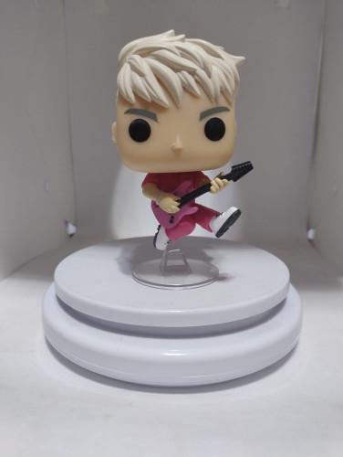 Funko Pop Machine Gun Kelly (sem caixa) - Rocks - #255