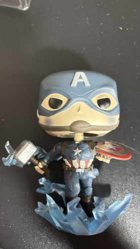 Funko Pop Marvel Avengers Endgame - Captain America (with Mjolnir) 573 - Marvel - #572