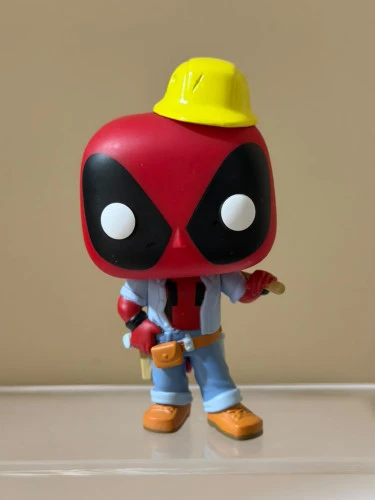 Funko Pop Marvel Construction Worker Deadpool *exclusive Walmart* - Deadpool  #781