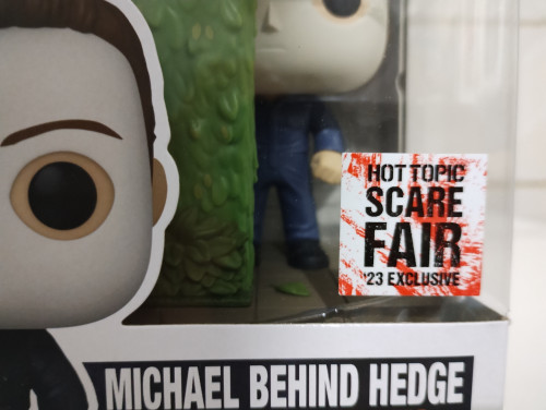 Funko Pop Michael Behind Hedge #1461 Exclusivo - Halloween - #1