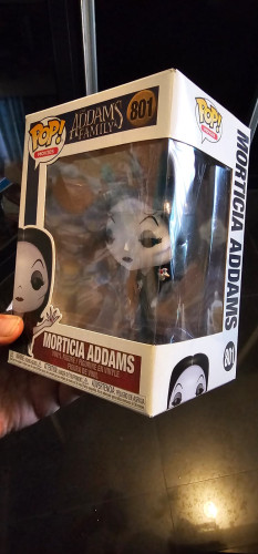 Funko Pop Movies Addams Family #801 Morticia Addams - The Addams Family - #801
