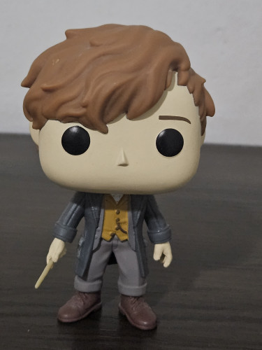 Funko Pop Newt Scamander 14 Sem Caixa Fantastic Beasts-Animais Fantásticos-14