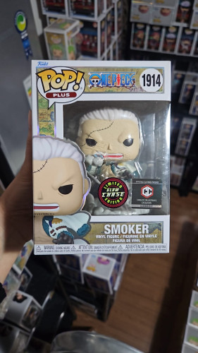 Funko Pop One Piece 1914 - Smoker ( Chase )-One Piece-1914