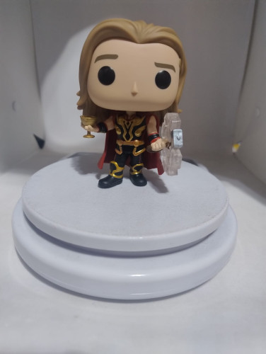 Funko Pop Party Thor Exclusivo (com o martelo colado) - MARVEL - What If ...? - #877