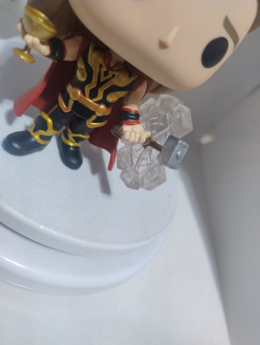 Funko Pop Party Thor Exclusivo (com o martelo colado) - MARVEL - What If ...? - #877