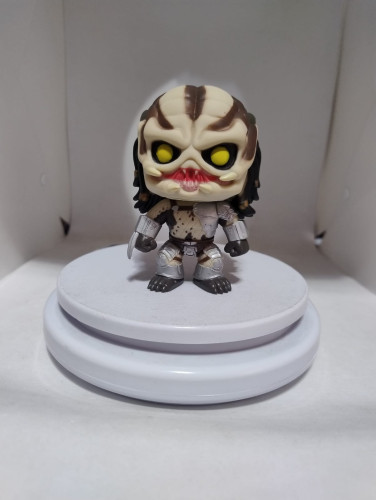 Funko Pop Predator (sem caixa) - Movies Predator - #31