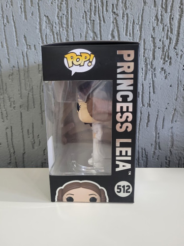 Funko Pop Princess Leia - Star Wars Celebration - #512