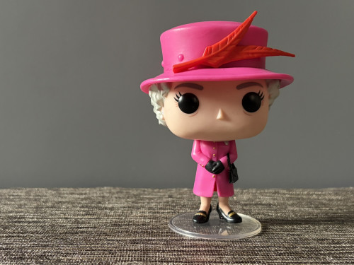 Funko Pop Queen Elizabeth  01 -  Rainha Elizabet (sem Caixa Sem Cachorrinho) - The Royal Family - #01 FUNKO POP #01 - Produto Original