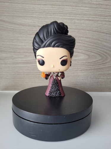 Funko Pop Regina with Fireball - Once Upon A Time - #382
