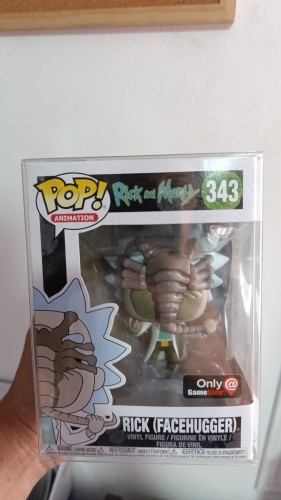 Funko Pop Rick and Morty 343 - Rick ( Facehugger )-Rick And Morty-343