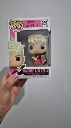 Funko Pop Rocks #255 Machine Gun Kelly Rocks #255 - Produto Original
