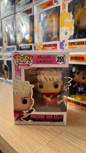 Funko Pop Rocks Machine Gun Kelly 255-Machine Gun Kelly-255