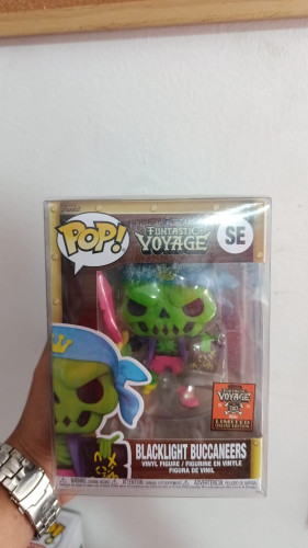 Funko Pop SE - Blacklight Buccaneers-Funtastic Voyage-1