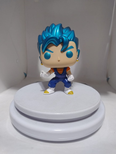 Funko Pop SSGSS Vegito Metalic Exclusivo (sem caixa) - Dragon Ball - #515