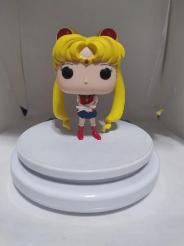 Funko Pop Sailor Moon (sem a Luna, sem base e sem caixa) - Sailor Moon  #89