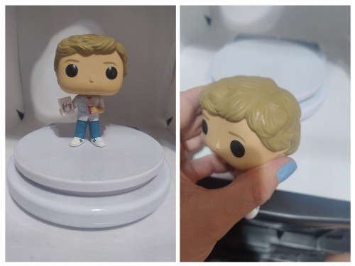 Funko Pop Scott Pilgrim (com detalhe e sem caixa) - Scott Pilgrim - #333