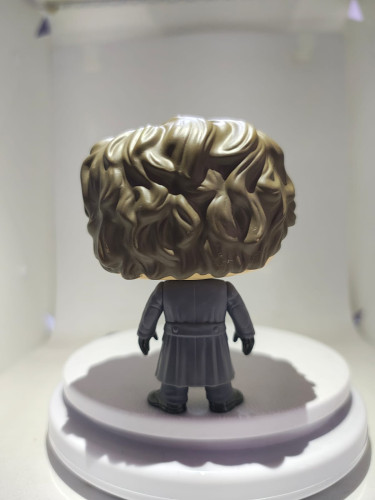 Funko Pop Sherlock Holmes (sem caixa e detalhe no cabelo) - Sherlock - #284