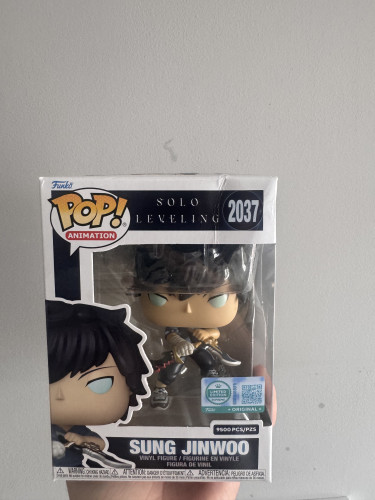 Funko Pop Solo Leveling 2037 (com detalhe na caixa) - Sung Jinwoo  ( 9500 Pcs ) - Solo Leveling - #2037 FUNKO POP #2037 - Produto Original