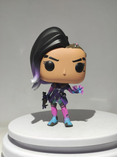 Funko Pop Sombra (sem caixa e sem base) - Overwatch - #307
