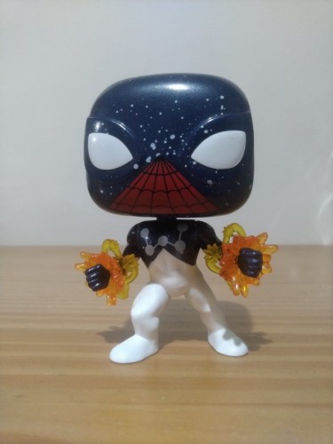 Figurine POP 614 Spider-Man «Captain Universe » - Jeux & Jouets