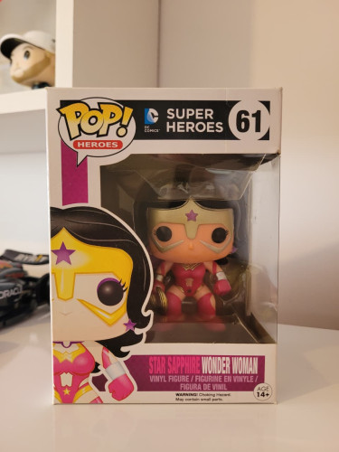 Funko Pop Star Sapphire Wonder Woman #61 - Vaulted - Caixa E Boneco Com Detalhes - Usado-DC Super Heroes-61