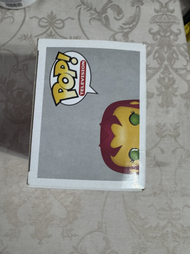 Funko Pop Starfire - TEEN TITANS GO! - #111