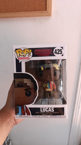 Funko Pop Stranger Things 425 - Lucas-Stranger Things-425