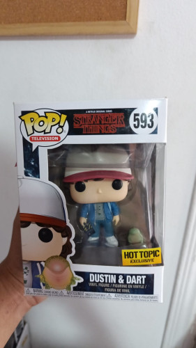 Funko Pop Stranger Things 593 - Dustin e Dart-Stranger Things-593