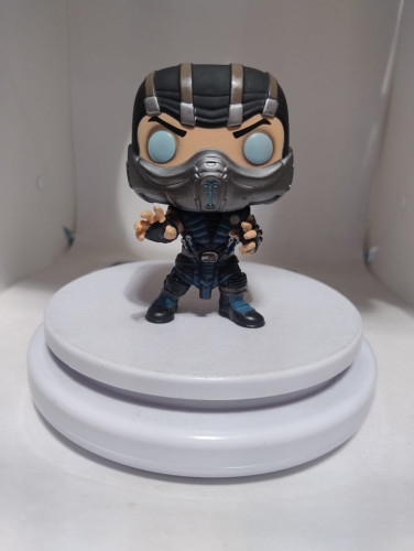 Funko Pop Sub-Zero (sem caixa) - Stranger Things - #251