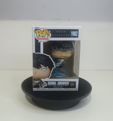 Funko Pop Sung Jinwoo Chase-SOLO LEVELING-1982