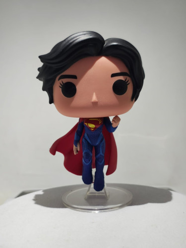 Funko Pop Supergirl (sem caixa) - Flash - #1339