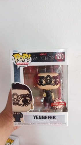 Funko Pop Television 1210 - Yennefer-The Witcher-1210