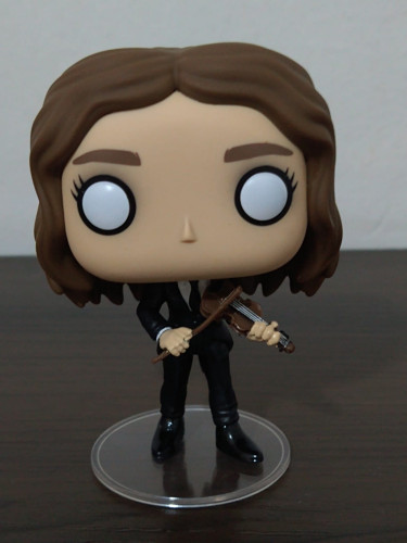 Funko Pop Vanya 934 Caixa Com Detalhes The Umbrella Academy - The Umbrella Academy - #934