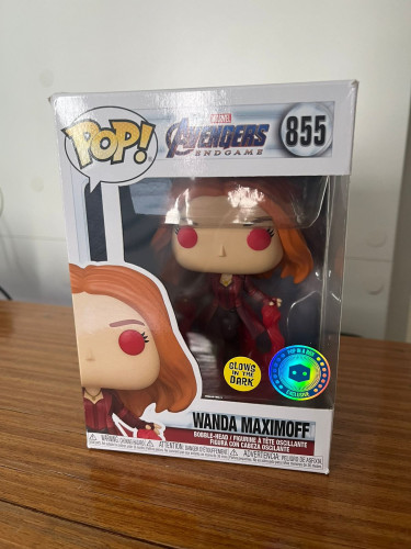 Funko Pop Wanda Maximoff (Glow in the dark)-Marvel-855