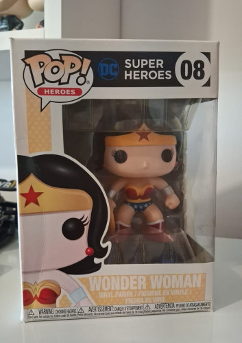 Funko Pop Wonder Woman #08 - Vaulted - Caixa Com Detalhes - Usado Heroes Dc Universe #08 - Produto Original
