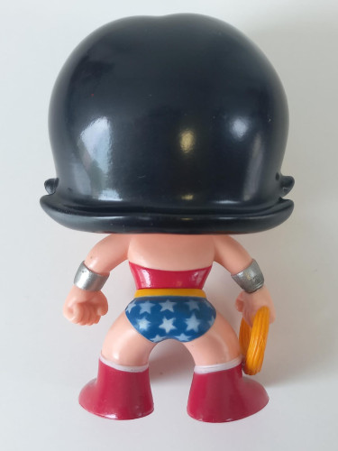  DC UNIVERSE #08 - Produto Original