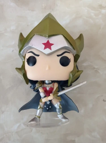 Funko Pop Wonder Woman Mulher Maravilha Exclusiva Hot Topic - DC Super Heroes  #238