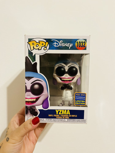 Funko Pop Yzma (wondrous Convention A Nova Onda Do Imperador #1032 - Produto Original