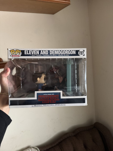 Funko pop stranger things eleven e demogorgon 727-Não Específica-727